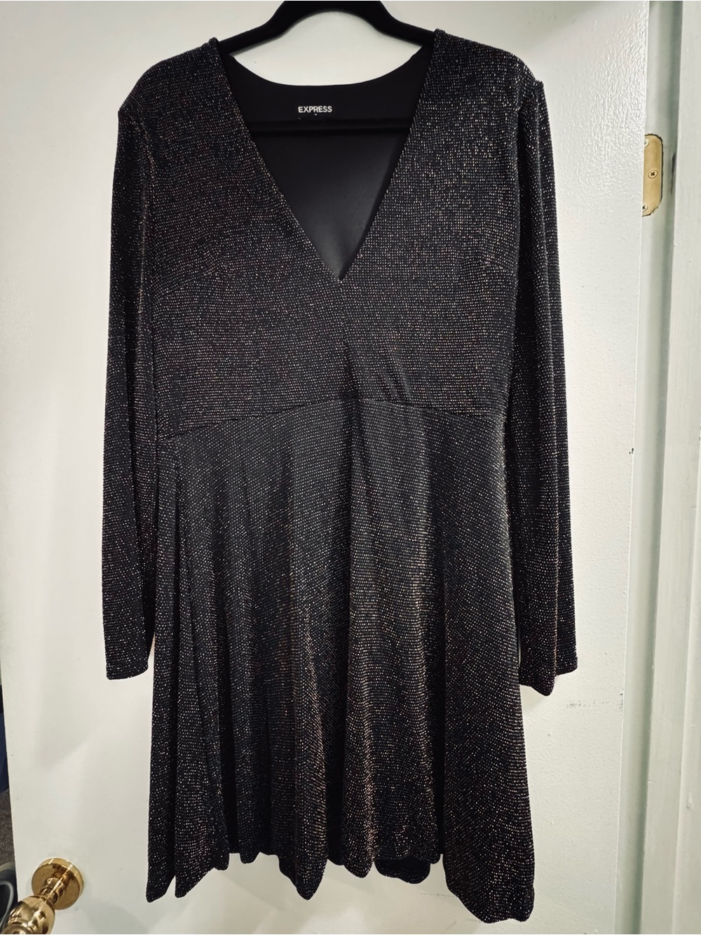 Express Black Gold Metallic V-Neck Long-Sleeve Mid length Dress